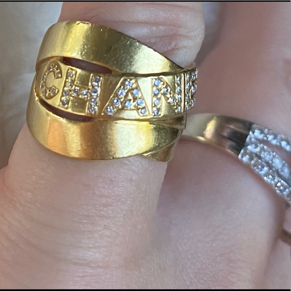 ❌❌ SOLD ❌❌ AUTHENTIC CHANEL BOLDUC BAND